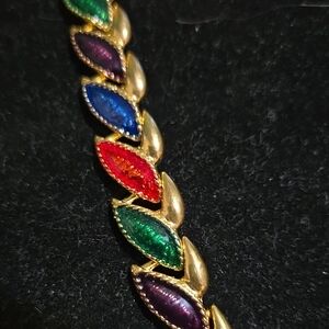 Elegant Multicolor Gold Bracelet